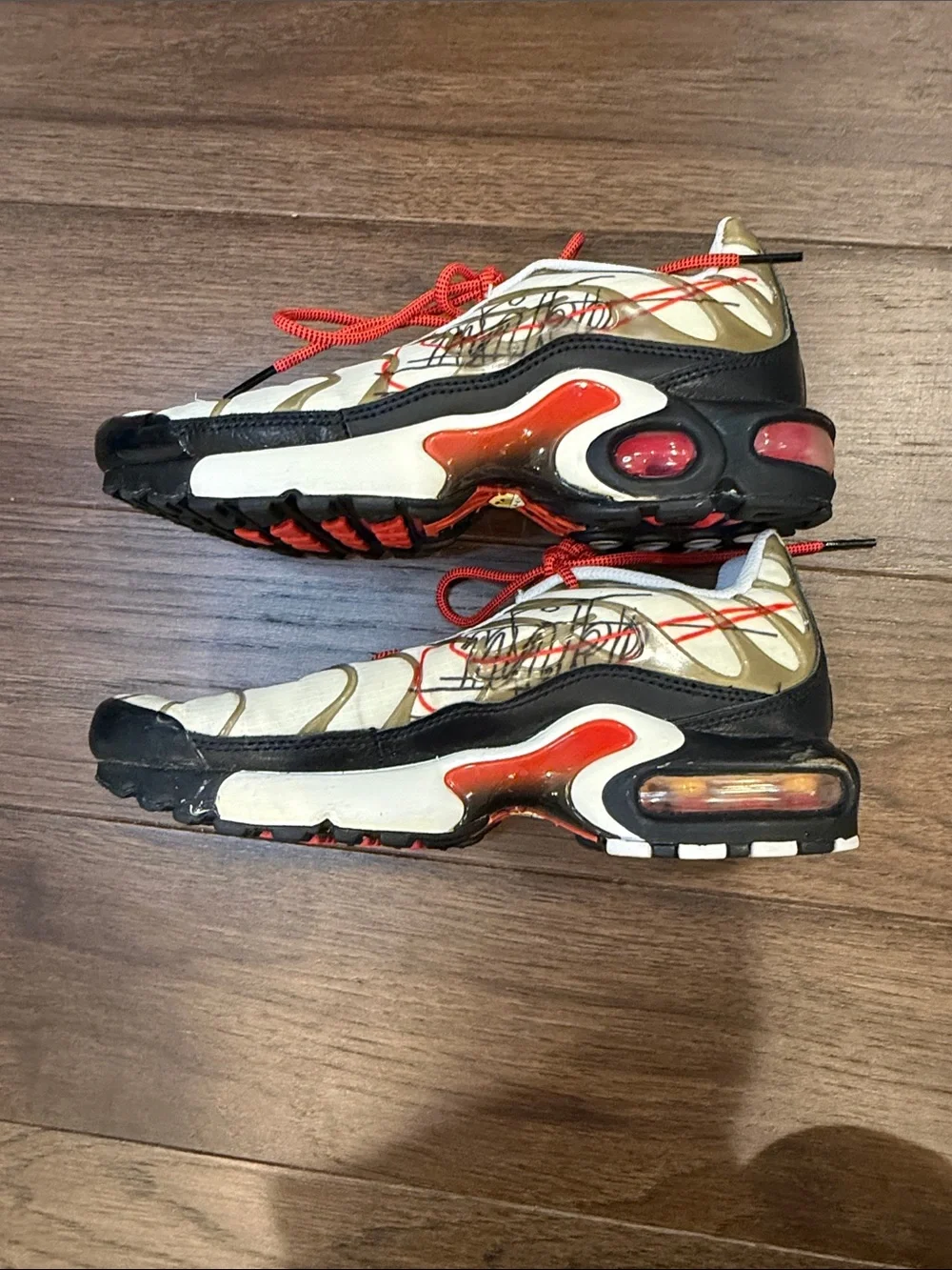 Nike Air Max Plus Athletic Sneakers White Black Platinum Sz 4.5 Youth - C53-033